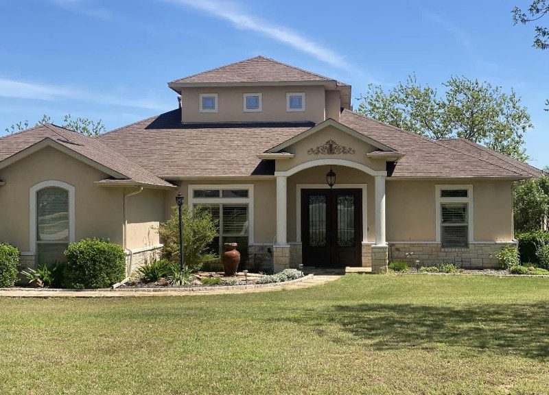 Roofing Contractor in Granbury, Texas