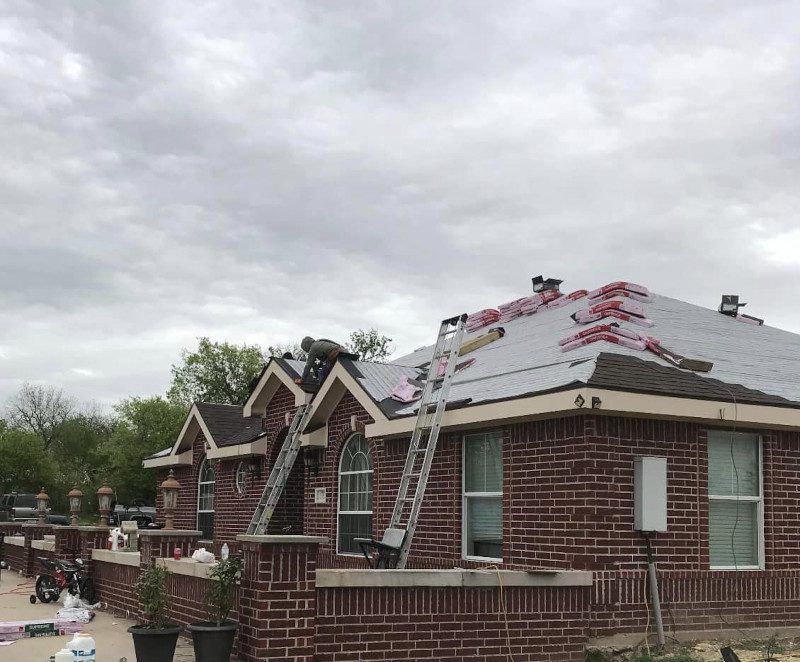 Roofing Contractor in Granbury, Texas